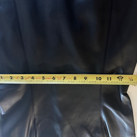 Black fitted Leatherlike dress - Picture 3 of 4